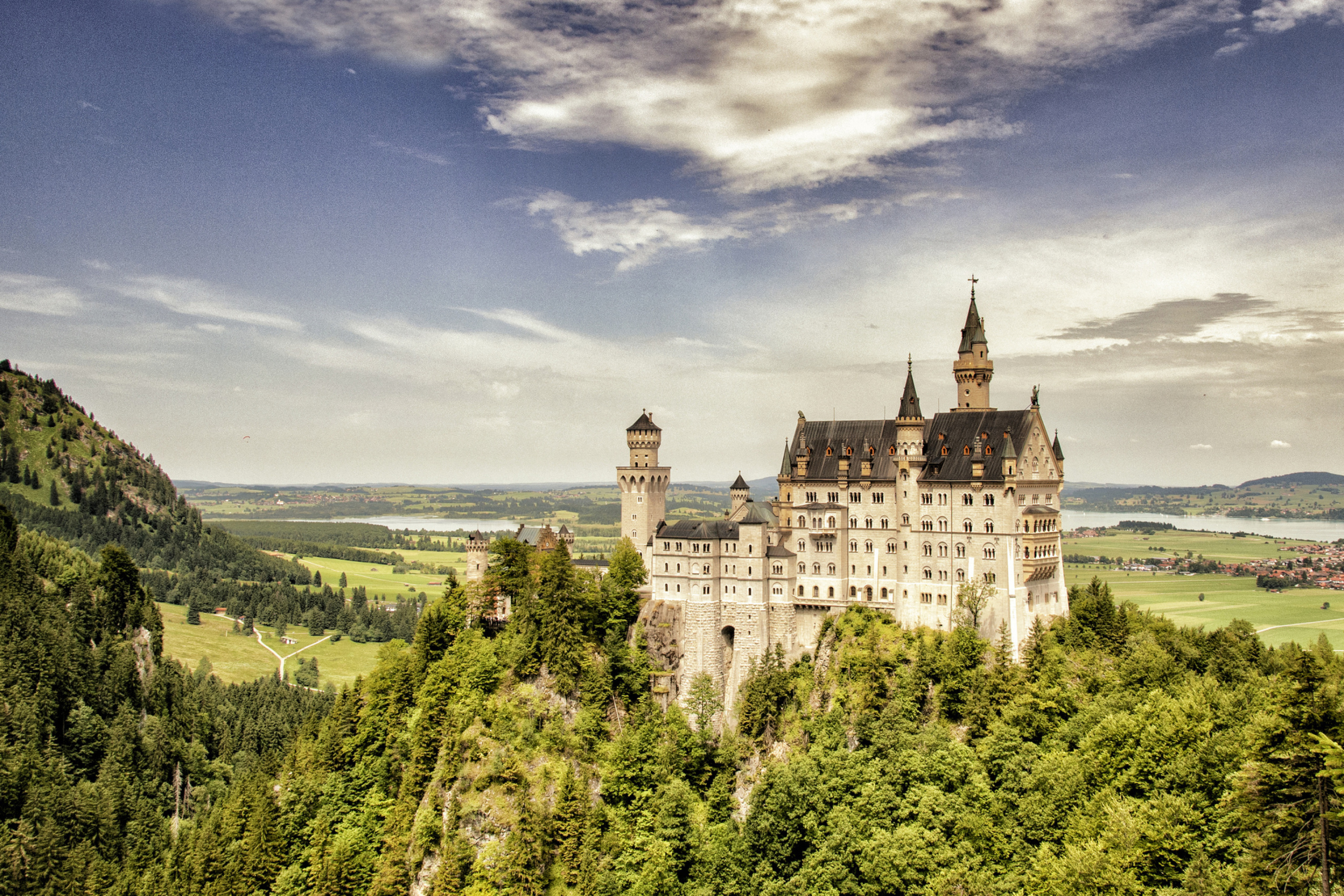 Screenshot №1 pro téma Bavarian Neuschwanstein Castle 2880x1920