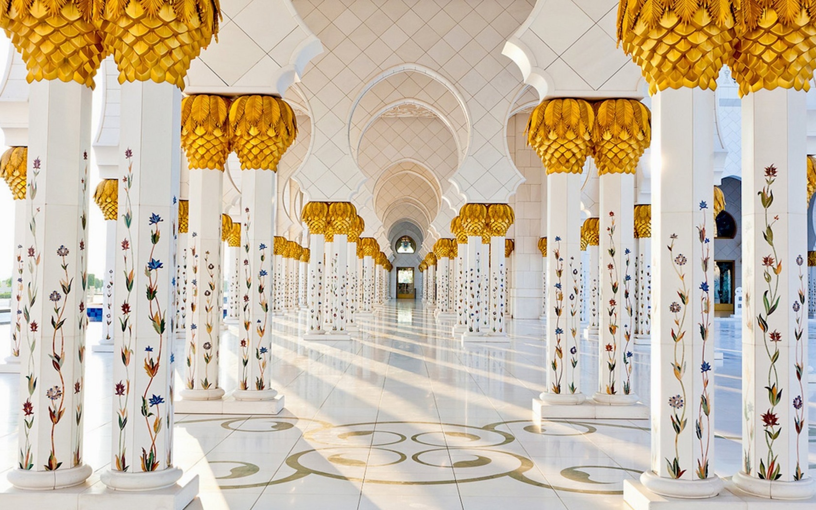 Обои Sheikh Zayed Grand Mosque Abu Dhabi 1680x1050