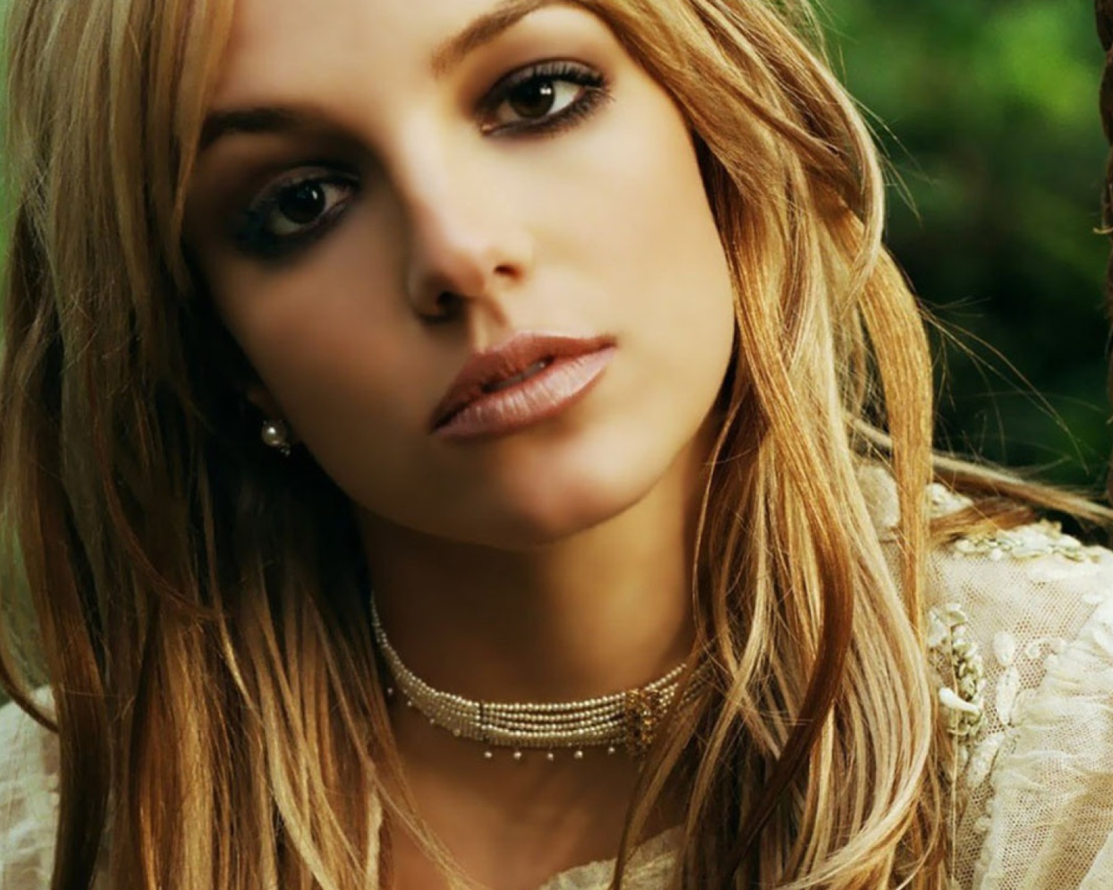 Fondo de pantalla Britney Spears 1600x1280