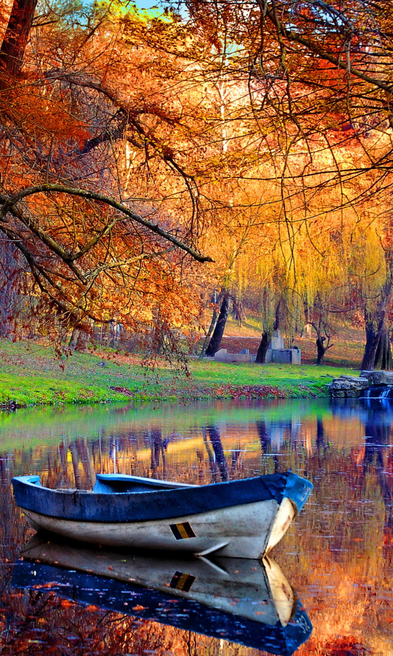 Screenshot №1 pro téma September Autumn River 768x1280