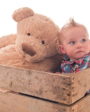Sfondi Baby Boy With Teddy Bear 128x160