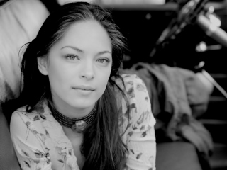 Sfondi Kristin Kreuk 320x240