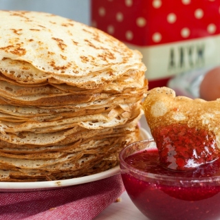 Russian pancakes with jam Background for iPad 3