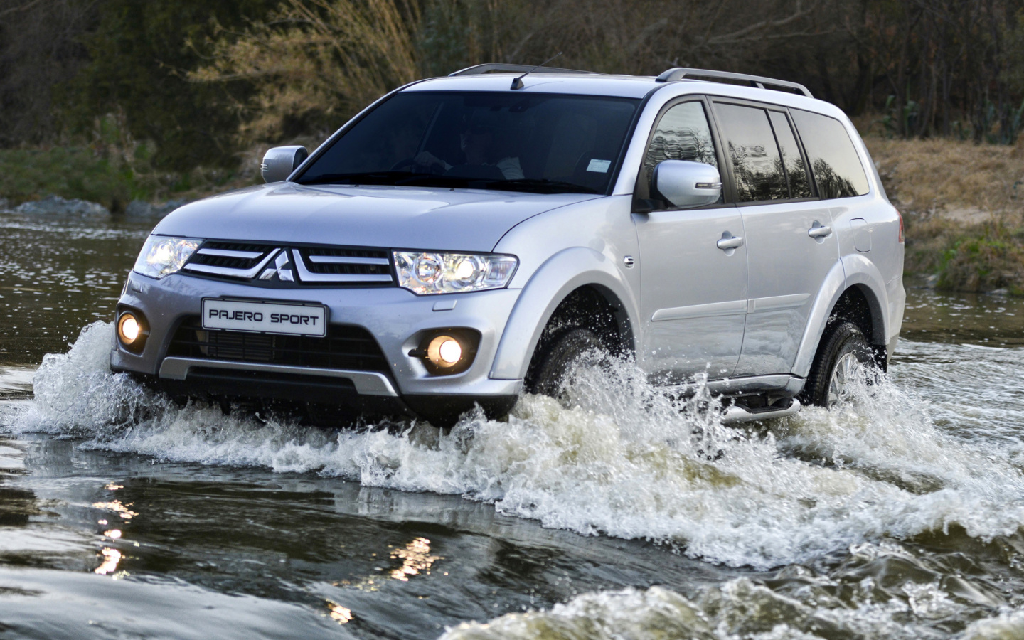 Das Mitsubishi Montero Sport Wallpaper 1440x900