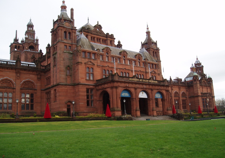 Обои Glasgow Art Gallery