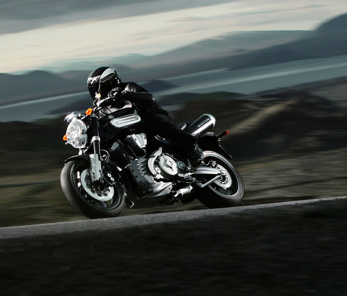 Yamaha MT-01 screenshot #1 1200x1024