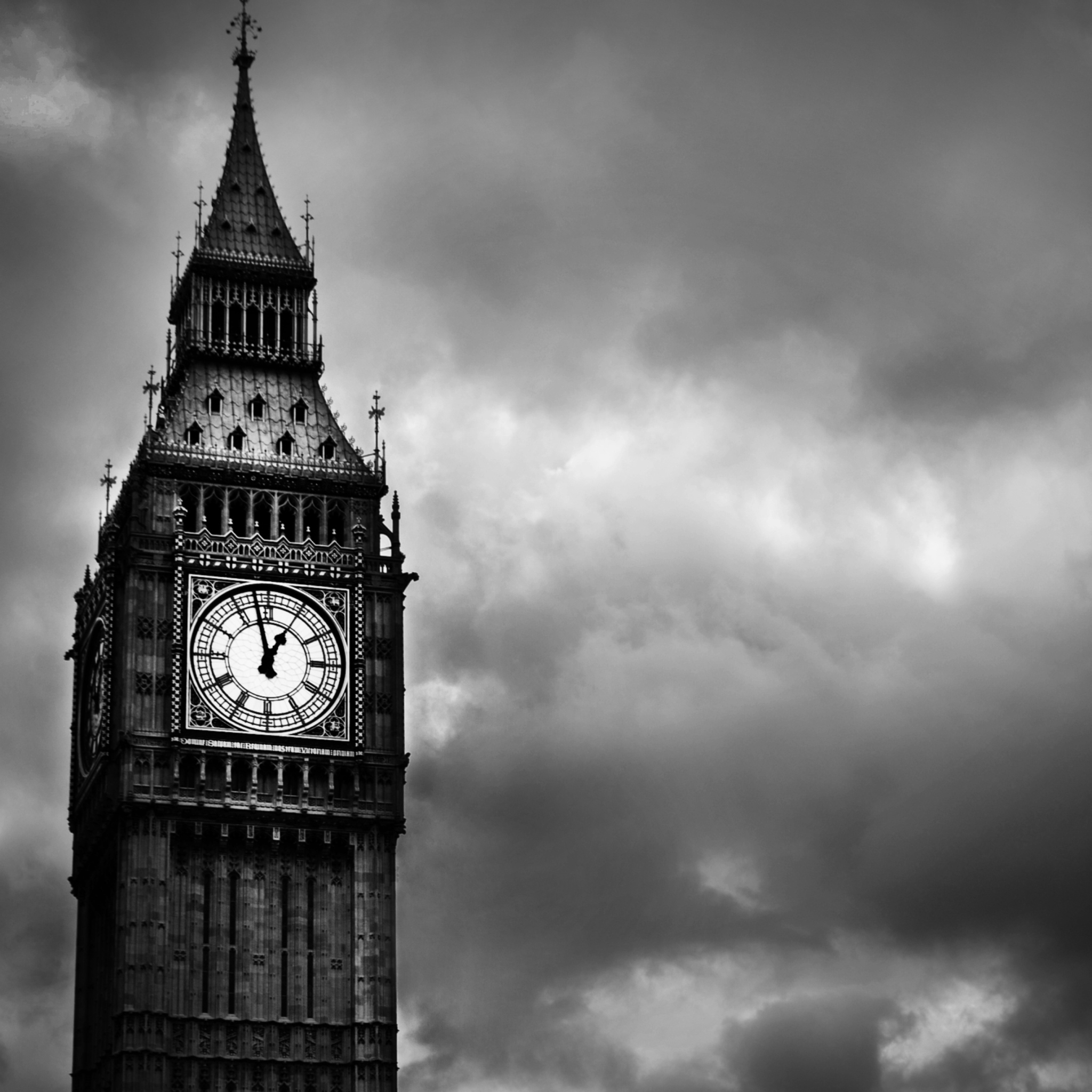 Screenshot №1 pro téma Big Ben Black And White 2048x2048