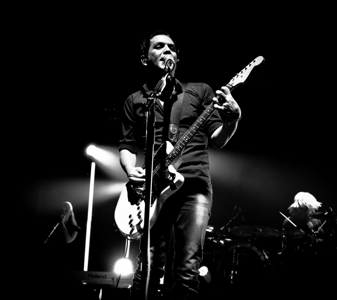 Screenshot №1 pro téma Brian Molko From Placebo 1080x960