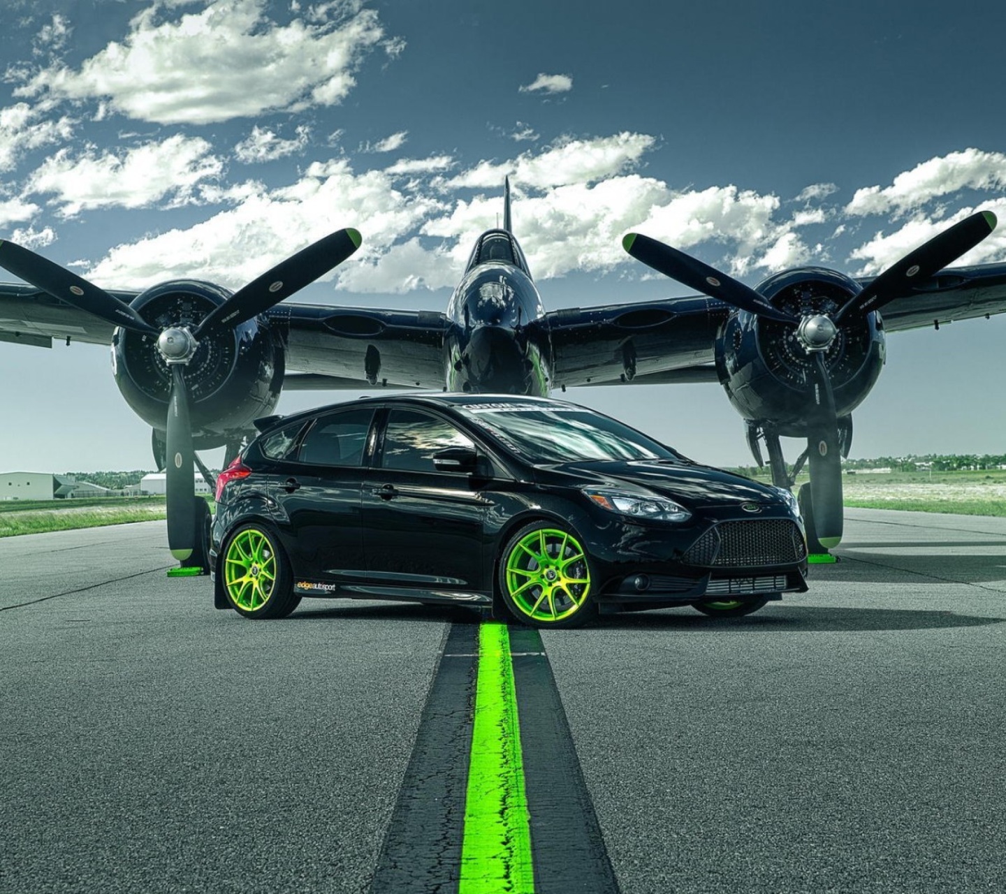 Das Ford Focus ST with Jet Wallpaper 1440x1280