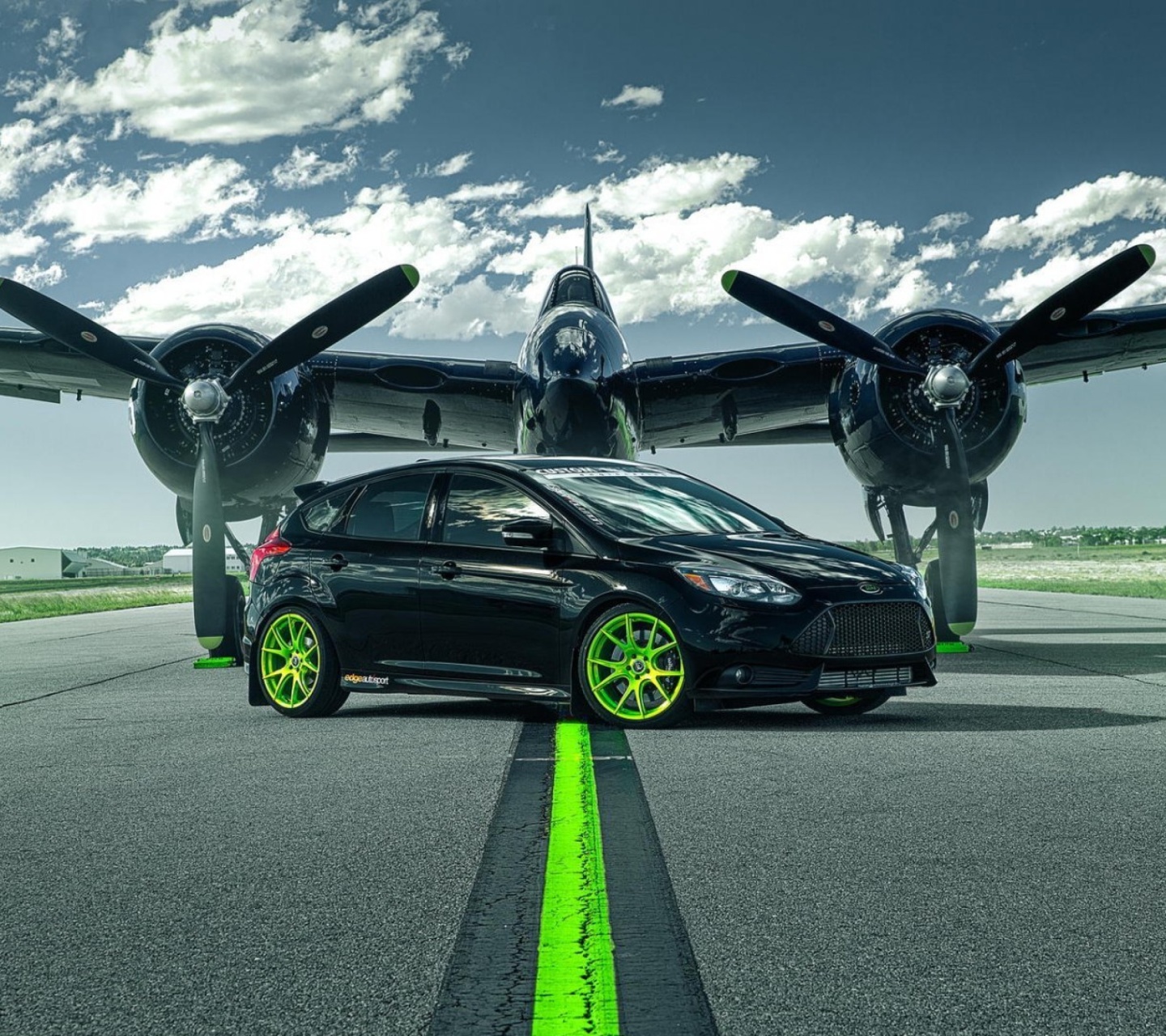 Sfondi Ford Focus ST with Jet 1440x1280