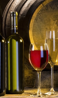 Red and White Wine screenshot #1 240x400