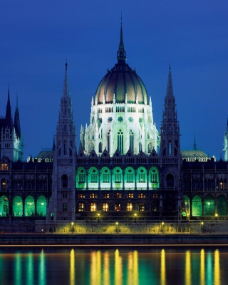 Parliament Building Budapest Hungary - Obrázkek zdarma pro Nokia C1-00