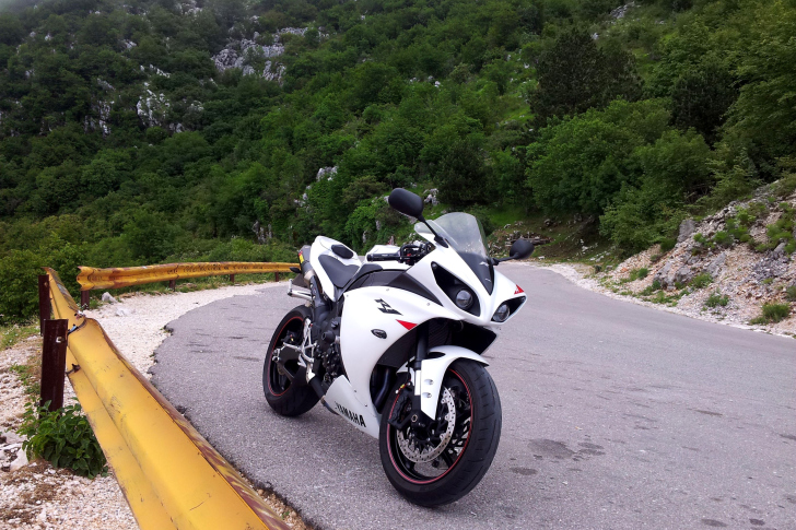 Screenshot №1 pro téma Yamaha YZF-R1 Superbike