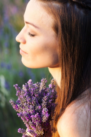 Lavender Girl wallpaper 320x480