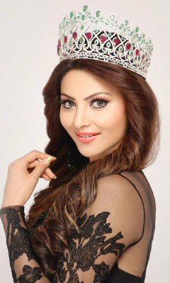 Fondo de pantalla Urvashi Rautela Miss World 240x400