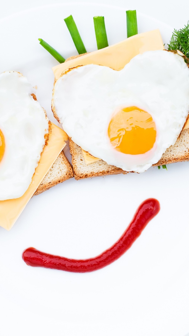 Das Creative Breakfast For Loved One Wallpaper 640x1136