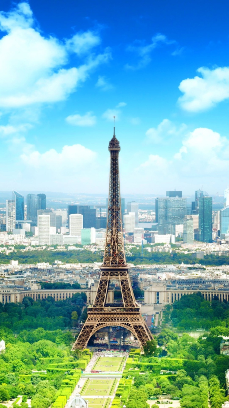 Eiffel Tower wallpaper 750x1334