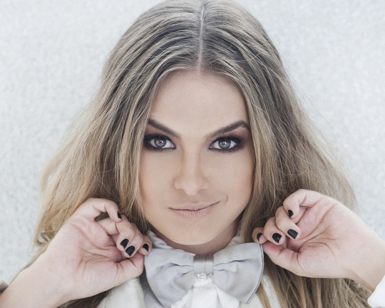 Sfondi Lua Blanco 1280x1024