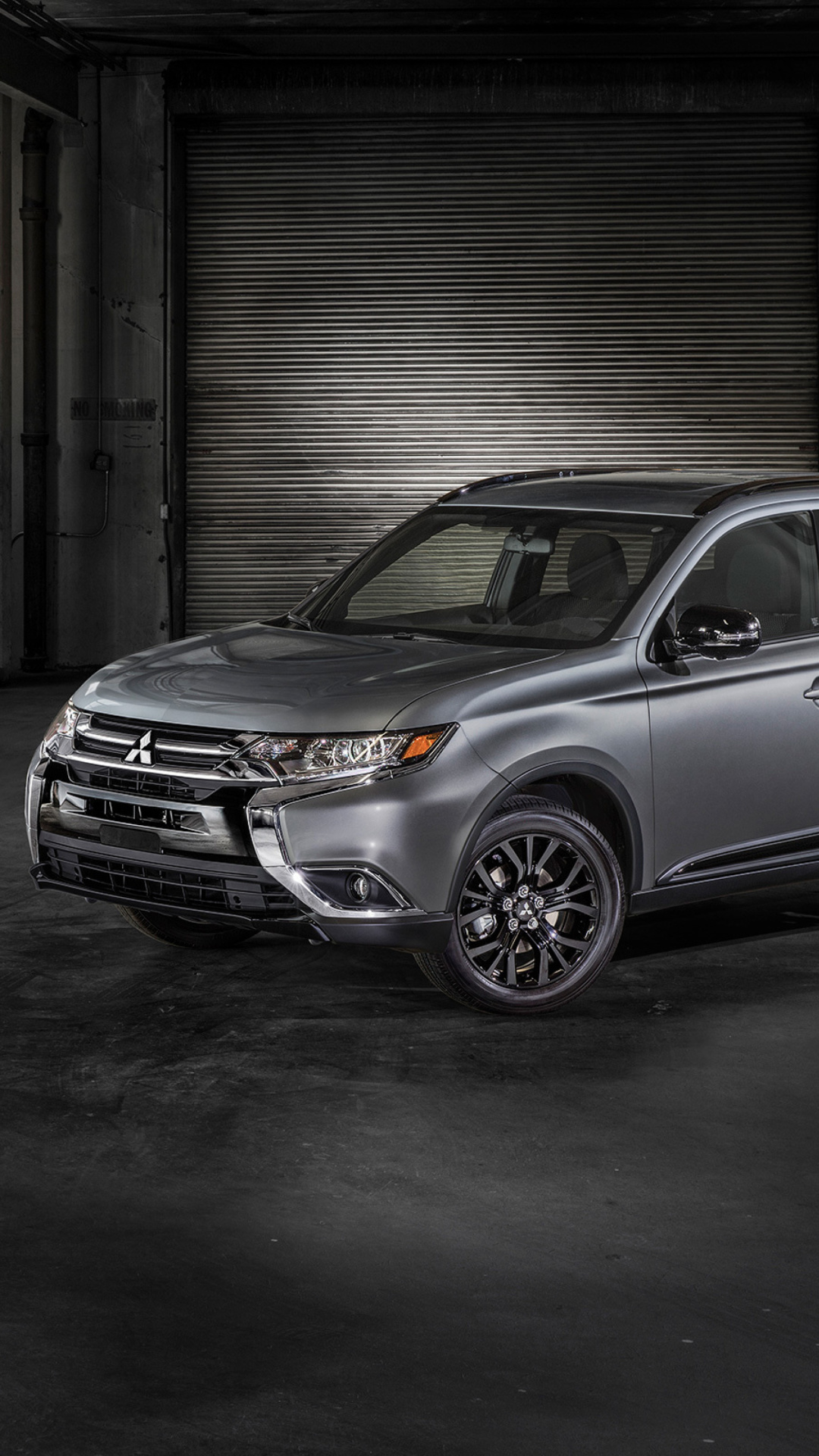 Sfondi Mitsubishi Outlander 2018 1080x1920