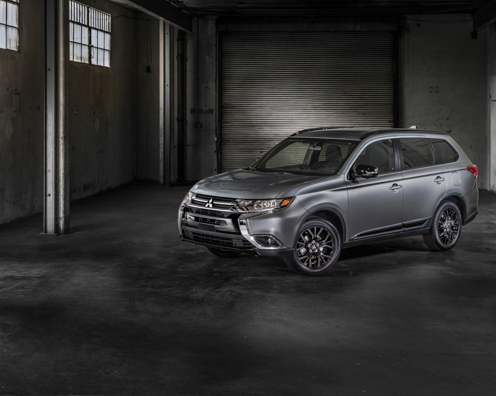 Das Mitsubishi Outlander 2018 Wallpaper 1600x1280