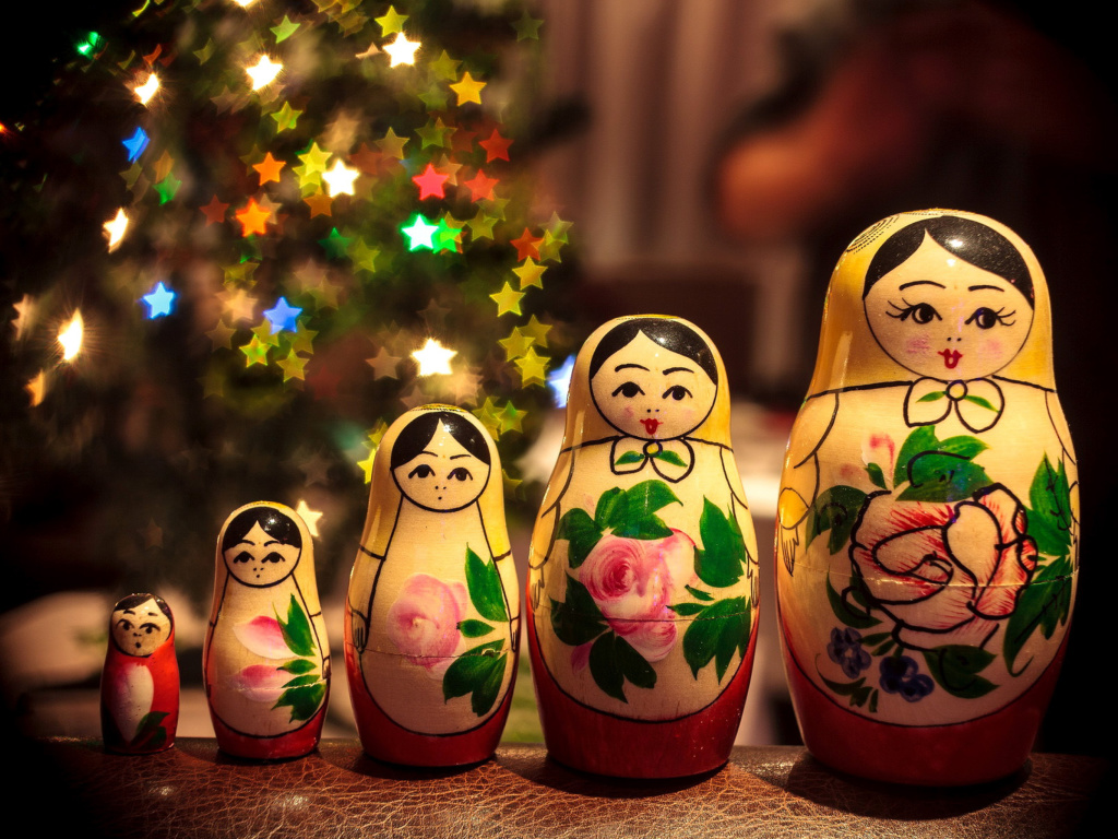 Das Matrioshka   Russian Doll Wallpaper 1024x768