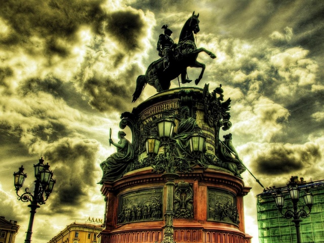 Обои Monument to Nicholas I in Saint Petersburg 640x480