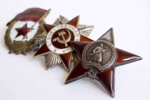 World War 2nd USSR Victory Award Medals wallpaper 480x320