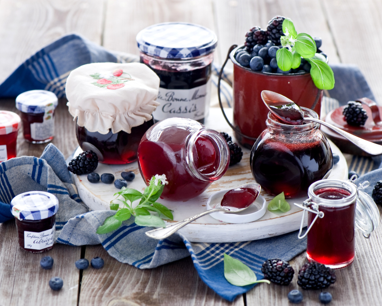 Обои Blueberries and Blackberries Jam 1280x1024