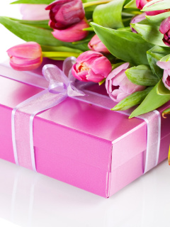 Fondo de pantalla Pink Tulips and Gift 240x320