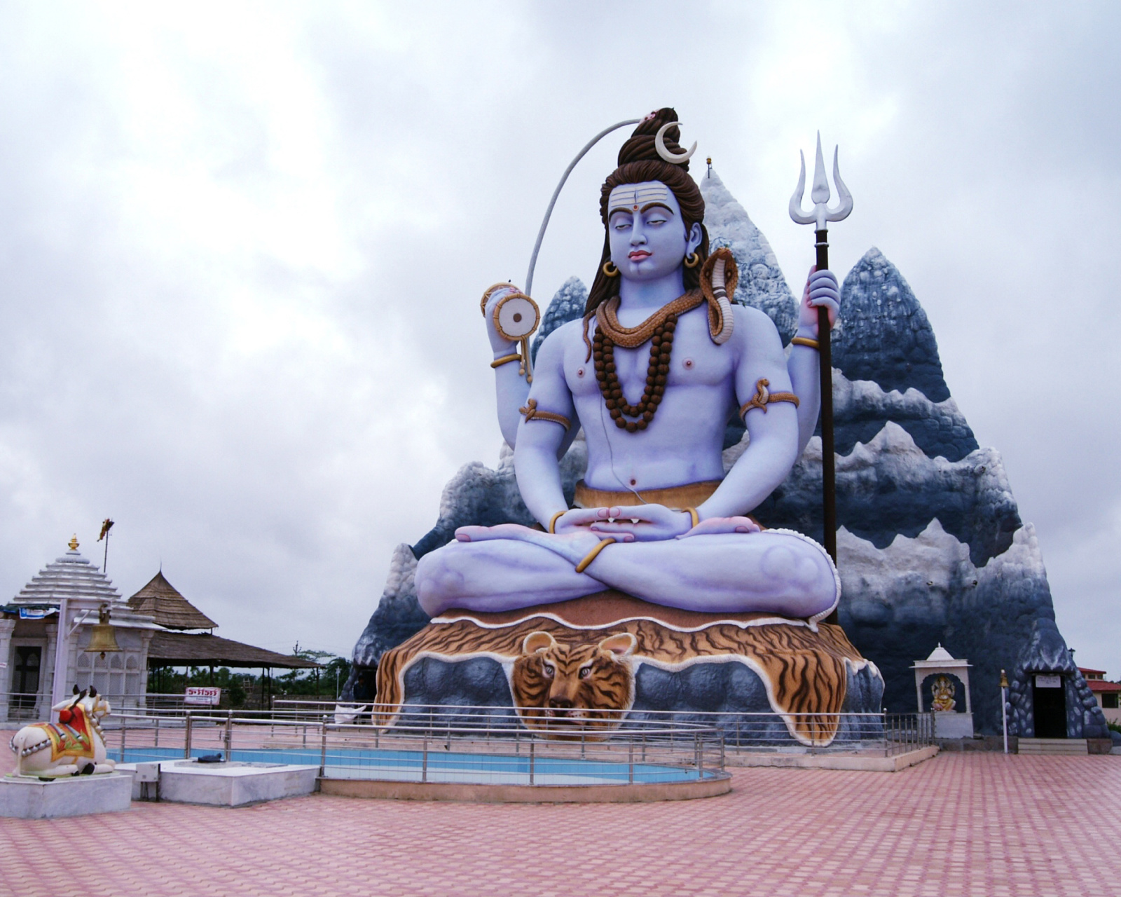 Das Lord Shiva in Mount Kailash Wallpaper 1600x1280