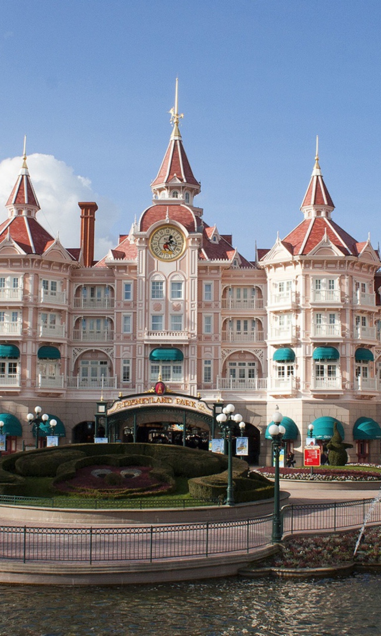 Fondo de pantalla Disneyland Paris Castle Hotel 768x1280