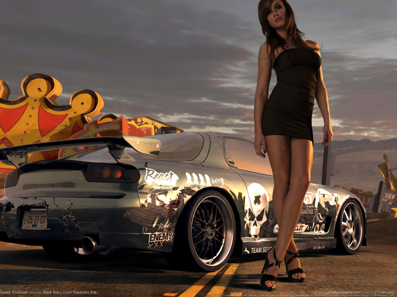 Обои Hot Girl Standing Next To Sport Car 1280x960