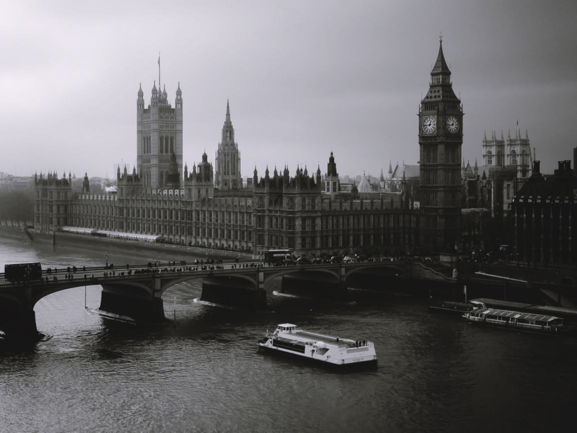 London Black And White screenshot #1 1152x864