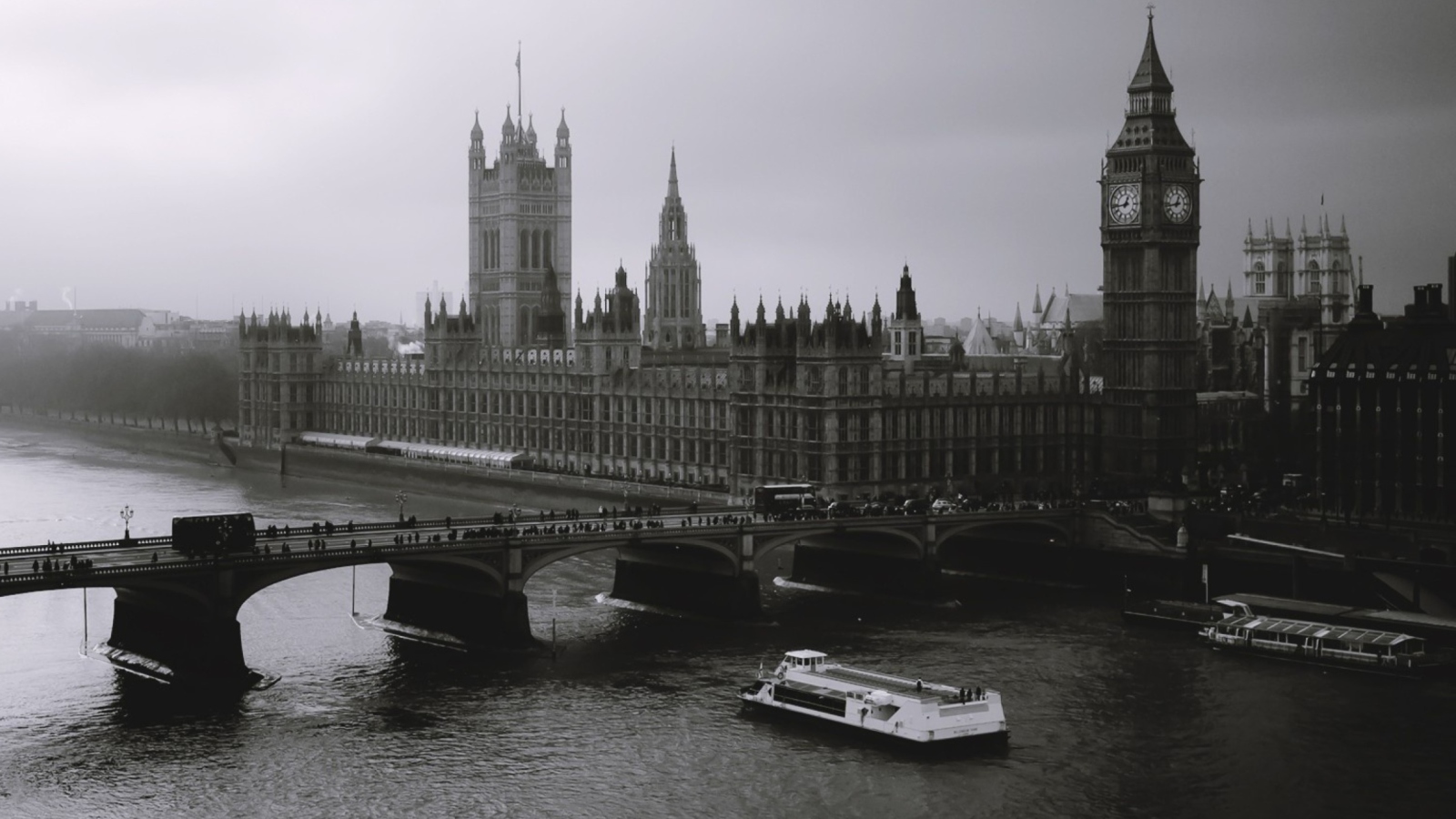 Screenshot №1 pro téma London Black And White 1600x900