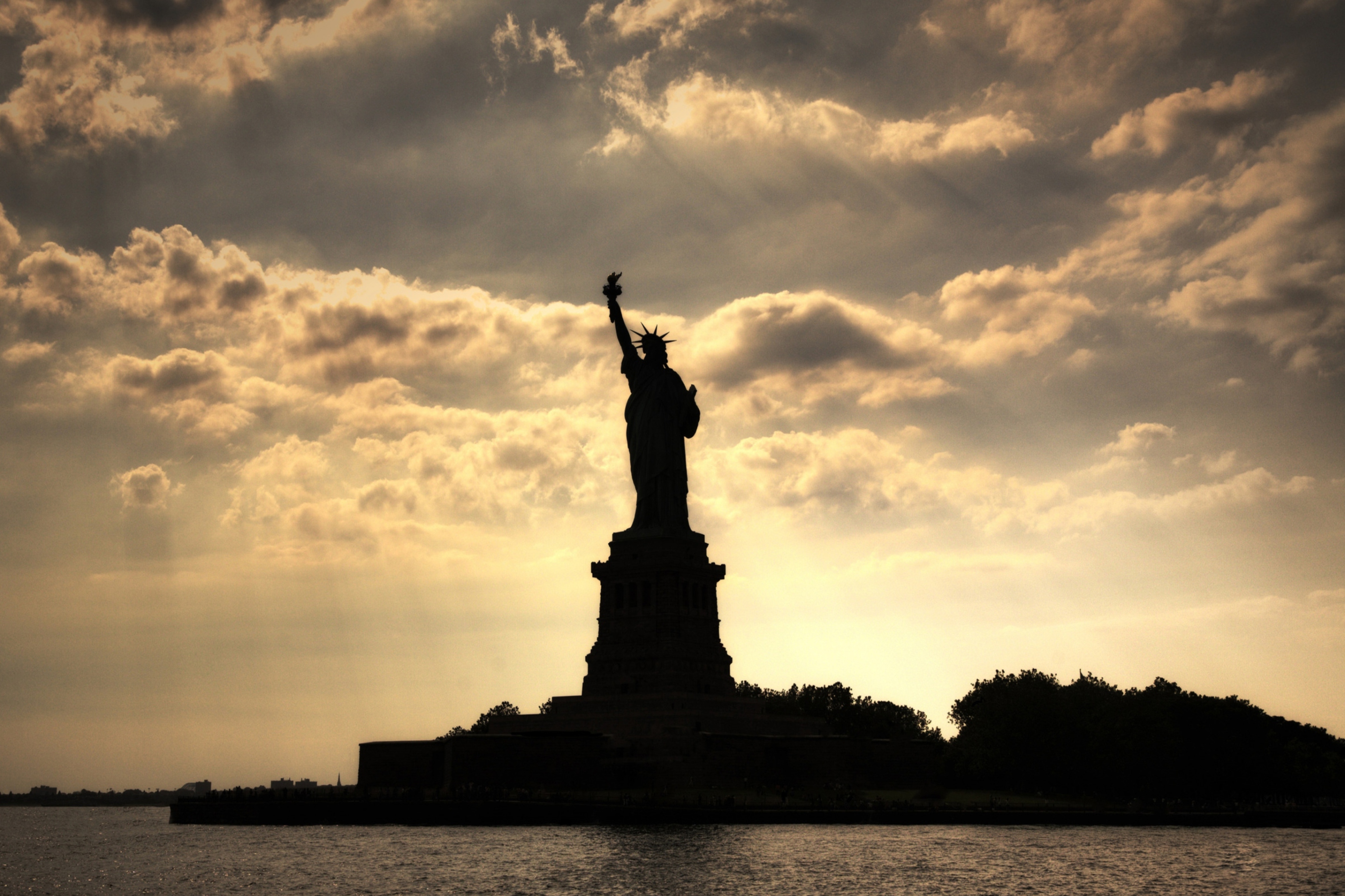 Fondo de pantalla Statue Of Liberty New York America 2880x1920
