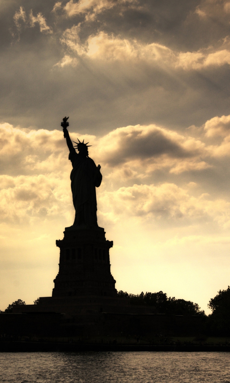 Screenshot №1 pro téma Statue Of Liberty New York America 768x1280