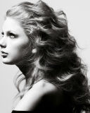 Обои Taylor Swift Side Portrait 128x160
