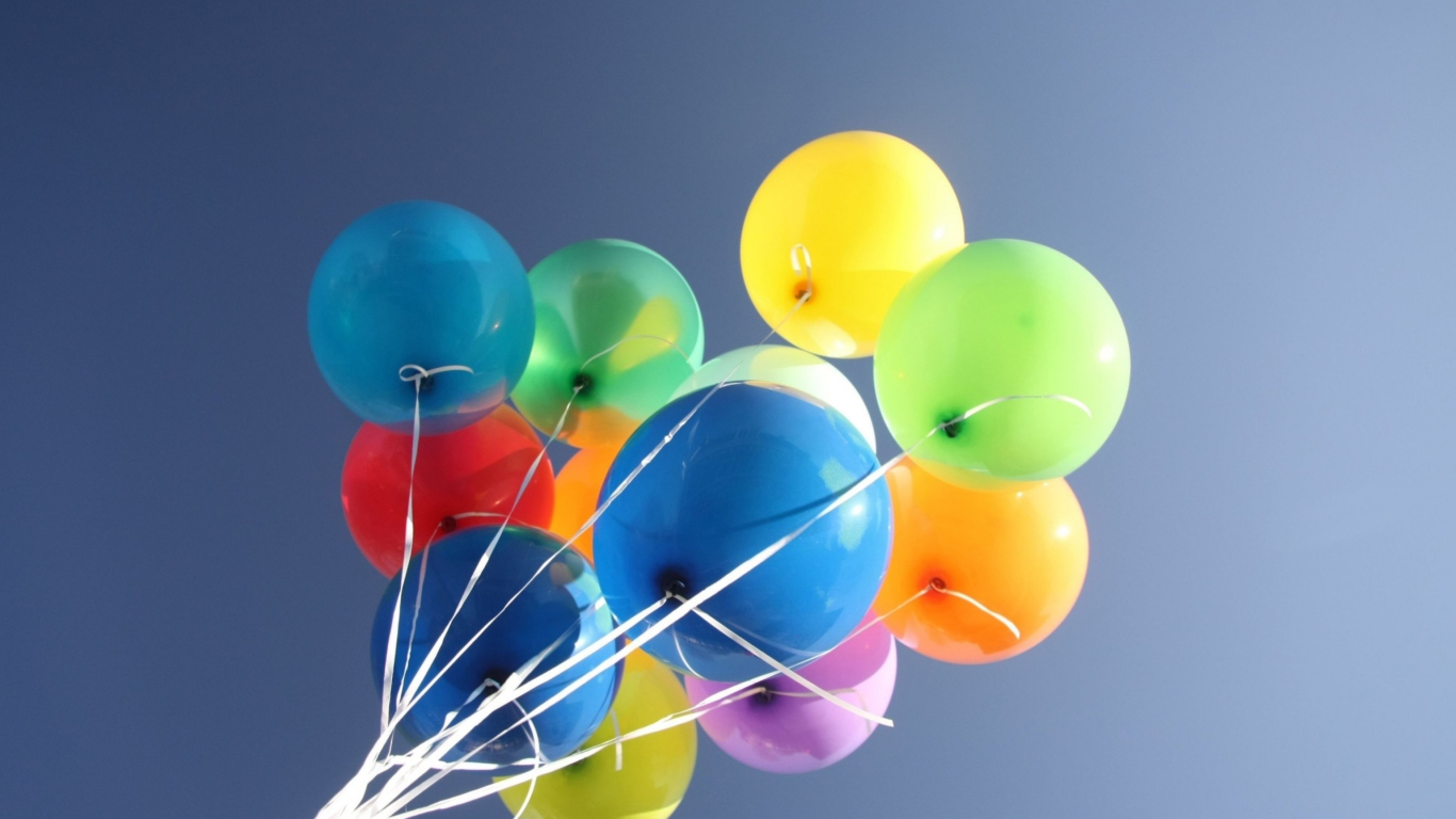 Screenshot №1 pro téma Colorful Balloons 1366x768