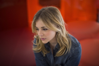 Chloe Moretz Background for Android, iPhone and iPad