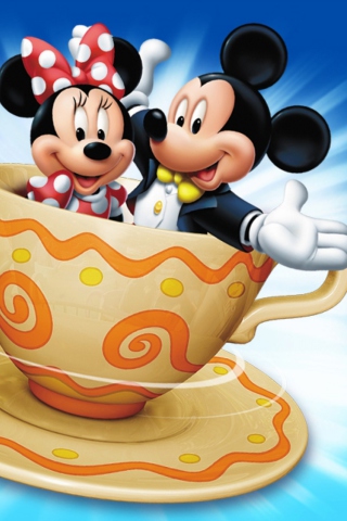 Das Mickey And Minnie Mouse In Cup Wallpaper 320x480