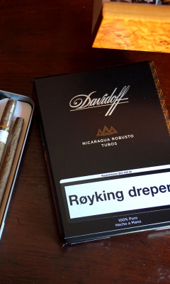 Sfondi Davidoff and Cohiba Cigars 240x400