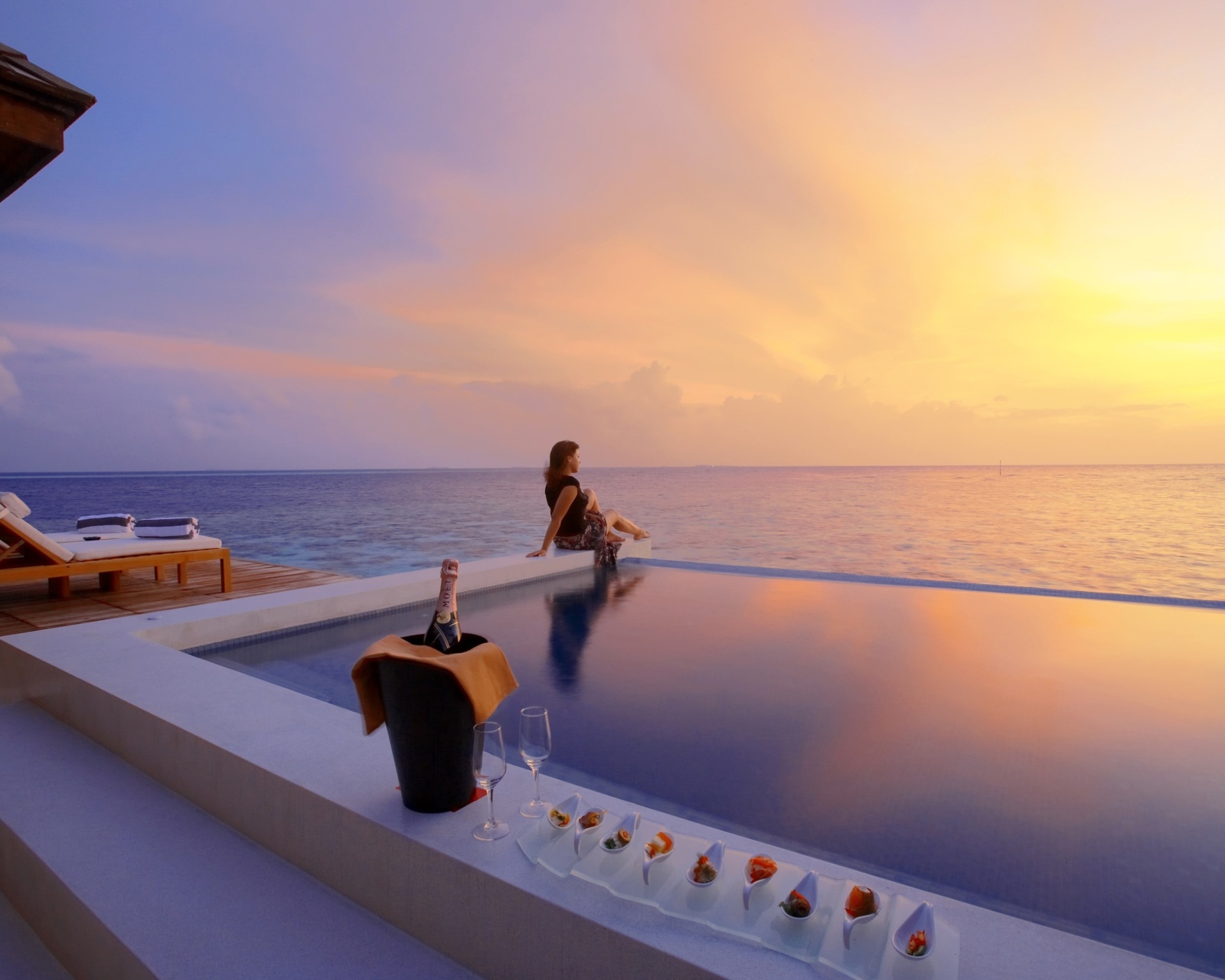 Das Maldives pool with girl Wallpaper 1600x1280