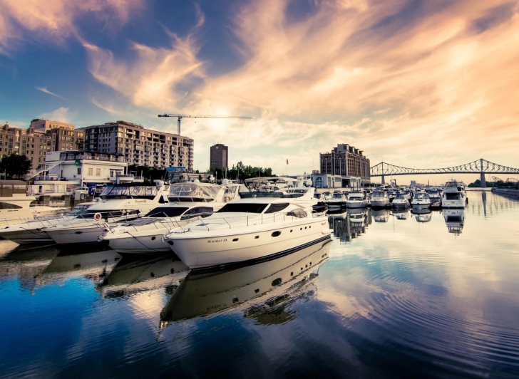 Sfondi Luxury Yachts In Nice