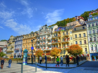 Das Karlovy Vary - Carlsbad Wallpaper 320x240