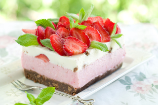 Strawberry Cake - Obrázkek zdarma 