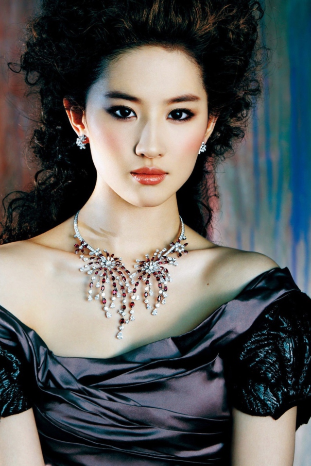 Screenshot №1 pro téma Liu Yifei Chinese Actress 640x960