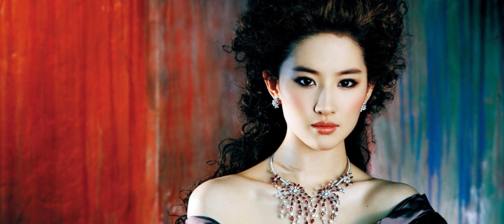 Liu Yifei Chinese Actress screenshot #1 720x320