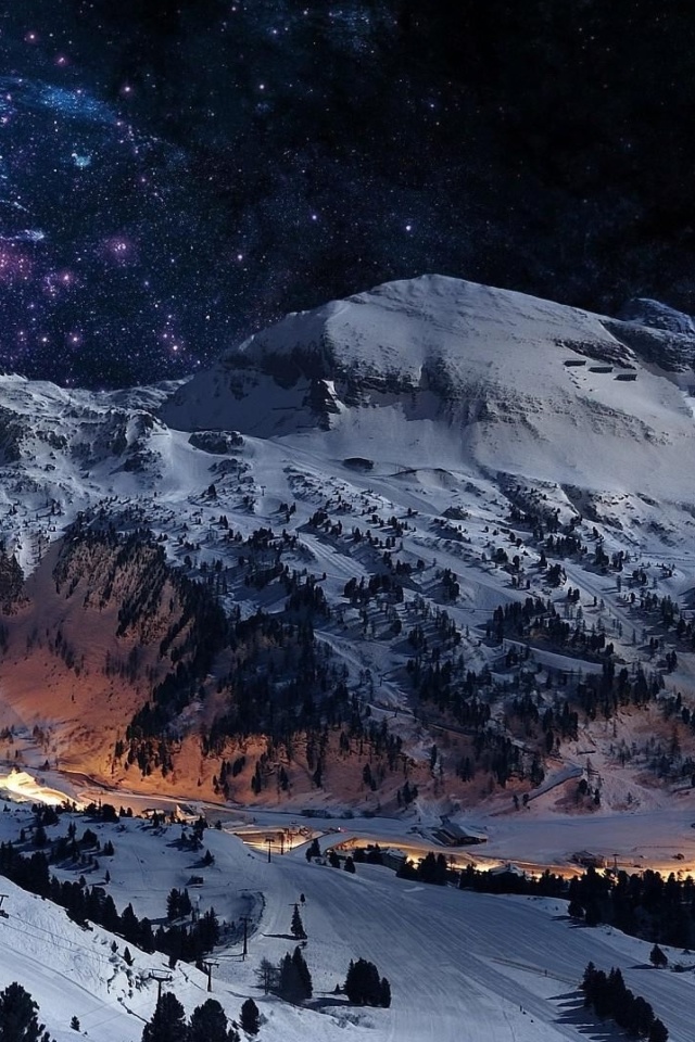 Das Night Mountain Wallpaper 640x960
