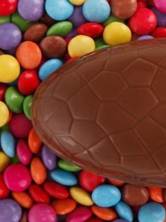 Das Easter Chocolate Egg Wallpaper 240x320