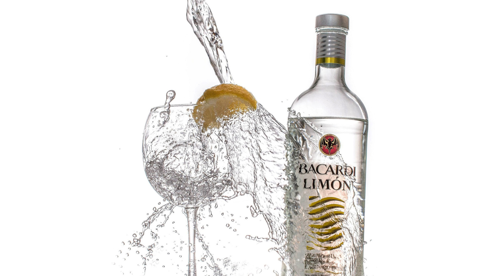 Обои Bacardi Limon 1600x900